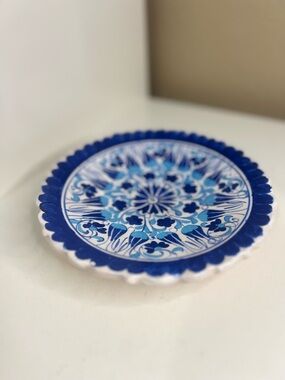 Turkish Kutahya Ceramic Plate – 7” Blue & White Iznik Style